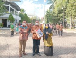 Lepas Purna Bakti, Muallim Disambut Tangis Haru Keluarga Besar Sekretariat DPRD Makassar