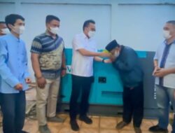 PT Hoffman Serahkan Genset Kepada Pemerintah Desa Tamainusi, Disaksikan Bupati Morut