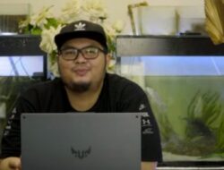 Video: YouTuber Makassar Janjikan Uang Tunai Rp50 Juta kepada Kakek Suhud, yang Viral karena Baim Wong