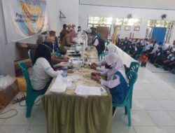 Pelajar UPT SPF SMPN 7 Makassar Lakukan Screening Covid-19 Gunakan GeNose
