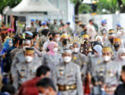 HUT Ke-414 Makassar, Sejumlah Pejabat SKPD Pemkot Kenakan Pakaian Adat Sambut Tamu Kehormatan