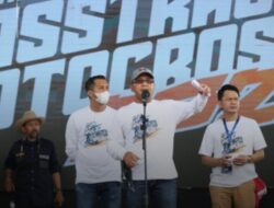 Wali Kota Danny Buka Otomotif Open Tournament Grasstrack dan Motocross 2021