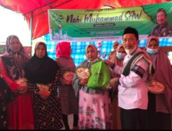 Momentum Maulid Nabi, Baznas Sidrap Salurkan Paket Sembako kepada Muallaf Kelurahan Arawa