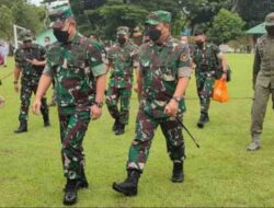 Kunjungan ke Poso, KASAD Himbau Prajuritnya Hadapi Teroris Dengan Hati