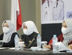 Indira Jusuf Ismail Paparkan Upaya Pengentasan Kemiskinan dengan Perubahan Pola Fikir