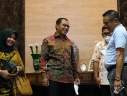 Siapkan Kecamatan Sebagai Percontohan Lumbung Sosial, Wali Kota Danny : Mari Bekerja Bersama