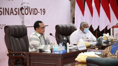 Tindaklanjuti Arahan Presiden, Mendagri Minta Pemda Penuhi Target Vaksinasi Covid-19