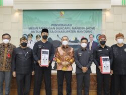 Dirjen Zudan Apresiasi Bupati Bandung Bagikan 31 Mesin ADM ke Desa-desa