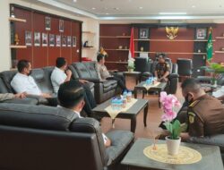 Silaturrahmi Dengan Kajati NTB, Irjen Pol Djoko: Kami Kolega Perlu Saling Kenal