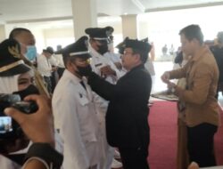 Lantik dan Mengambil Sumpah Jabatan Pejabat Tinggi Pratama, Administrator dan Pengawas, Ini Pesan Bupati Pasangkayu