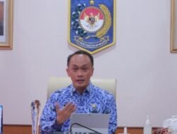 Dirjen Dukcapil Kemendagri Ingatkan Bahaya Selfie dengan KTP-el