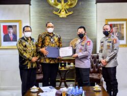 Terima Sertifikat CSFA dari BPK, Kapolri Ingin Personel Polisi Miliki Kemampuan Auditor