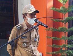 Apel Pagi, Camat Sangkarrang Himbau Kepada Seluruh Pegawai Untuk Sukseskan Kegiatan Vaksinasi 100%