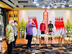 Presiden Jokowi Bahas Upaya Penguatan Kerja Sama Pemulihan Ekonomi dengan PM Singapura