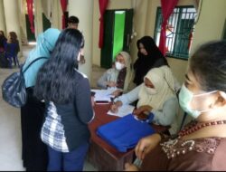 Camat Ujung Tanah Bergerak Cepat Jemput Warga Menuju Vaksinasi 100 %