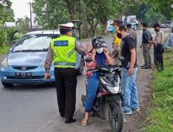 Polsek Sandubaya Gelar Operasi Yustisi di Pintu Masuk Kota Mataram