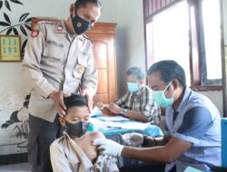 SEBANYAK 320 ANAK USIA 6-11 TAHUN DI SDN DI DOMPU TERIMA VAKSIN DOSIS II