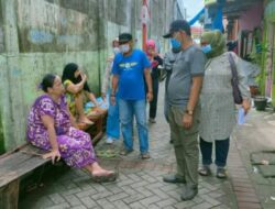 Camat Ujung Tanah Bersama Lurah Cambaya Sisir Rumah Warga Pesisir yang Belum Vaksin Sekaligus Pantau Dermaga Akan Di Bangun
