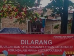 PDAM Makassar Bongkar Lapak PKL di Sepanjang Jl. Pinggiran Kanal Abdesir
