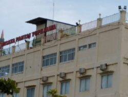 Ada Apa? Wisata Pantai Topejawa Yang Tak Lengkap Izinnya Tetap Beroperasi