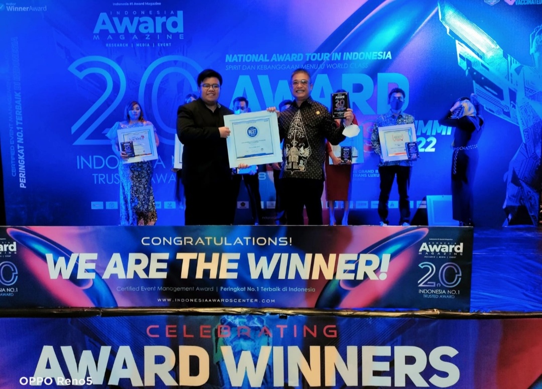 Beni Iskandar Sabet Penghargaan Nasional Best BUMD Award 2022 - BN Nasional