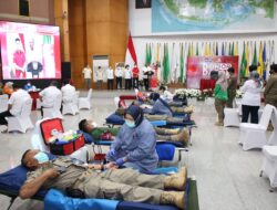 Peringati HUT ke-72 Satpol PP dan ke-60 Satlinmas, Kemendagri Gelar Bakti Sosial Donor Darah