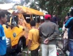 Bupati Wajo Perintahkan Dishub untuk Menjemput Rombongan Pelajar Mts As, Adiyah yang Mengalami Kecelakaan