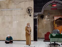 Pererat Ukhuwah Islamiah, Camat Wajo Buka Puasa Akbar di Masjid Tamirul Muhammdiyah