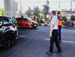 Kadishub Makassar Turun Langsung Urai Kemacetan di Jl. AP. Pettarani