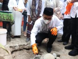 Peletakan Batu Pertama, Wali Kota Danny Resmikan Mushallah UPT SPF SMPN 5 Makassar