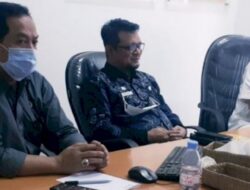 Tak Berizin, Perumda Pasar Makassar Tertibkan Spanduk dan Pamflet di Sejumlah Pasar