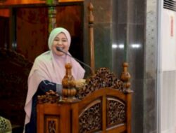 Safari Ramadhan Jumat Subuh, Wawali Fatma Serukan Perbanyak Sedekah