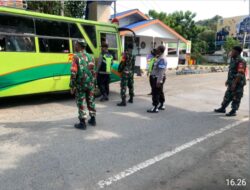 Cegah Penyebaran Virus, Berbagai Pihak Lakukan Pemantauan Di Posko PPKM Dan Gerai