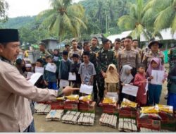 Integrasi Peduli Sesama, Satlat 4  Kijang Latsitardanus XLII-2022 Laksanakan Jumat berkah di Batulayar