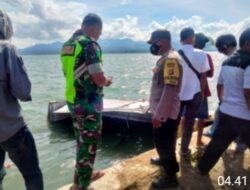 Gerak Cepat Polres Bima Kota Amankan Para Penjarahan Mobil Box Jatuh di Laut Tikungan Jenamawa