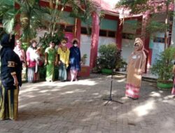 Peringati Hardiknas 2022, UPT SPF SD Negeri Kakatua Makassar Gelar Upacara