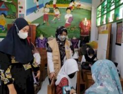 Pelajar UPT SPF SDN Kalukuang IV Makassar Laksanakan Vaksinasi Covid-19