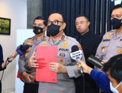 Luar Biasa, Polri Berhasil Menangkap dan Kawal Deportasi Tersangka Kasus Bansos Covid-19 Japan