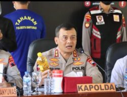 Polda Jateng Ungkap Kasus Peredaran Minyak Goreng Kemasan Tanpa Ijin Edar di Banyumas. 14 Ton Barang Bukti Disita