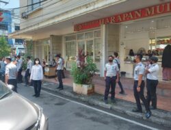 Tertibkan Parkir di Bahu Jalan, Dishub Makassar Jaring 15 Kendaraan Mobil dan Diberi Sanksi