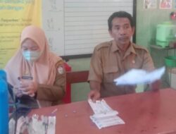 Kepsek Bersama Guru UPT SPF SDN Baraya 2 Makassar Siap Layani PPDB TA 2022