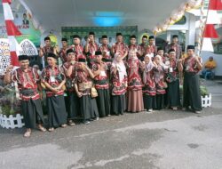 Suasana Pawai Ta’ruf Untuk Menyambut Seleksi Tilawatil Qur’an ( STQ ) ke XXVII Tingkat Kecamatan Jonggat Cukup Meriah