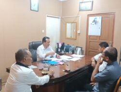 Dewas PD Pasar Makassar Minta Direksi Menata Pedagang yang Berjualan di Bahu Jalan