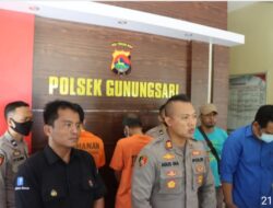 Ungkap Kasus Pencurian, Kapolsek Gunungsari Gelar Konferensi pers