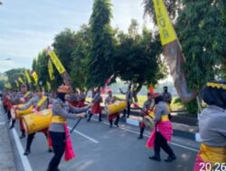 Atraksi Gendang Belek Polres Loteng iringi Wisudawan Purna Bhakti di Polda NTB*