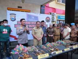 Ketua DPRD Makassar Hadiri Pemusnahan Ratusan Sajam di Polrestabes