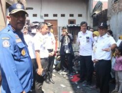 Wali Kota Danny Kunjungi Korban Kebakaran Tallo, Serahkan Bantuan Logistik
