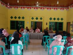 TNI dan Polri Kecamatan Maluk Hadiri Rapat Pembentukan KPPS dan Linmas Pemilihan Kepala Desa Tahun 2022