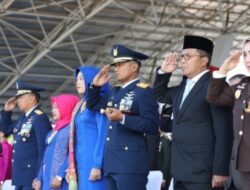 Wali Kota Danny Saksikan Parade Alusista di Upacara HUT ke – 77 Tahun TNI