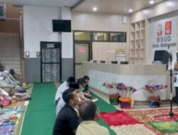 Peringati Maulid Nabi, RSUD Kota Makassar Gelar Pengajian Bulanan dan Salat Asar Berjemaah